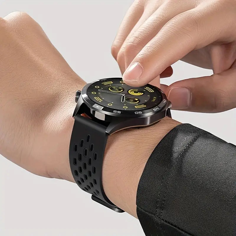 NovaWatch Pro 4